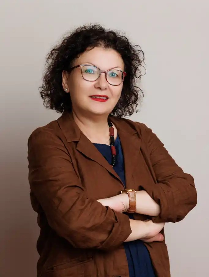 Dr. Valbona Nathanaili